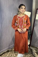 🌸Mira Embroidery Hand Mirror Work Suit💚 - Image 3