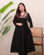 🌸Sara Embroidery Work And Afsan Print Suit💚 - Image 3