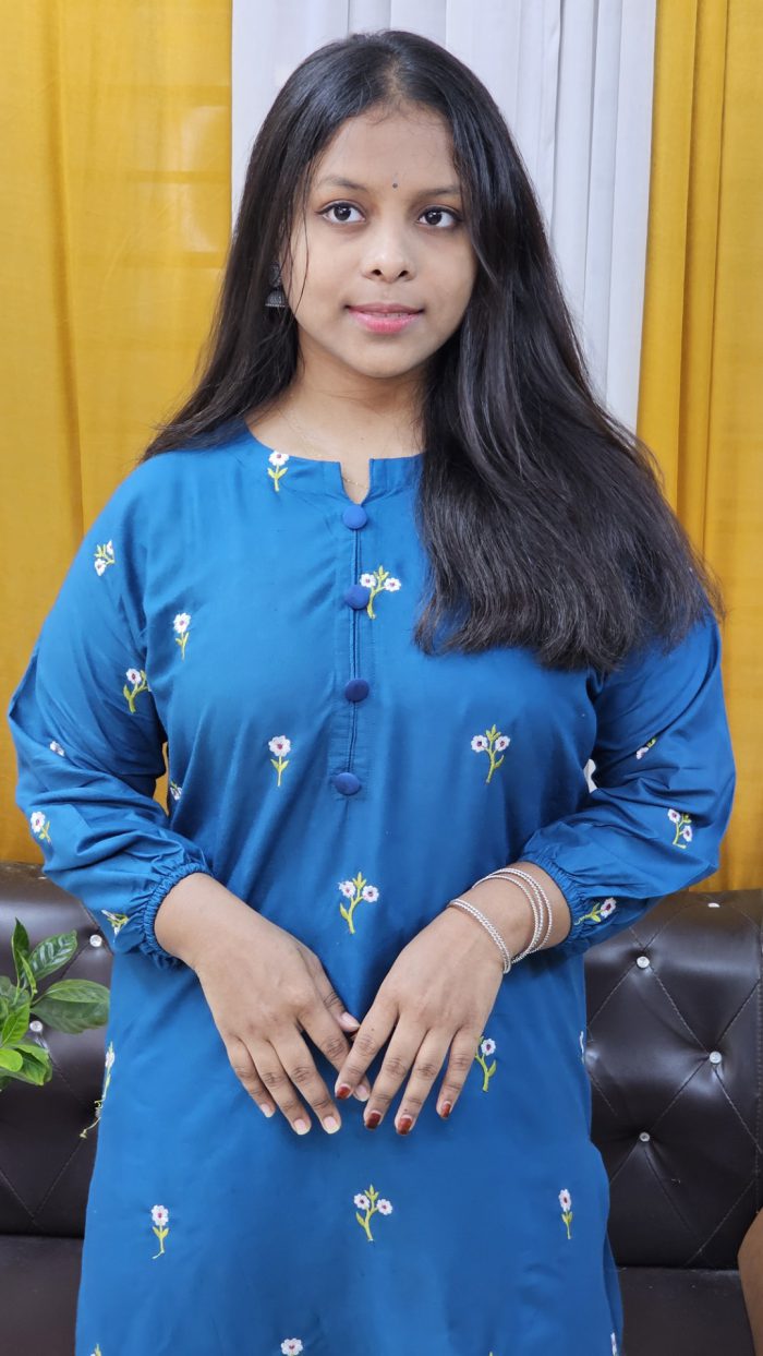 🌸 Flower Lite – Stylish Floral Kurti - Image 5