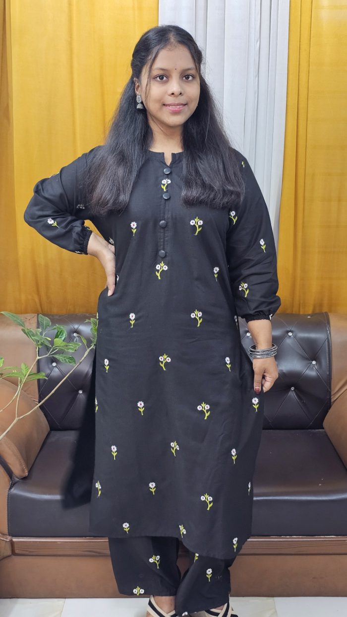 🌸 Flower Lite – Stylish Floral Kurti - Image 17
