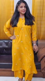 🌸 Flower Lite – Stylish Floral Kurti - Image 2